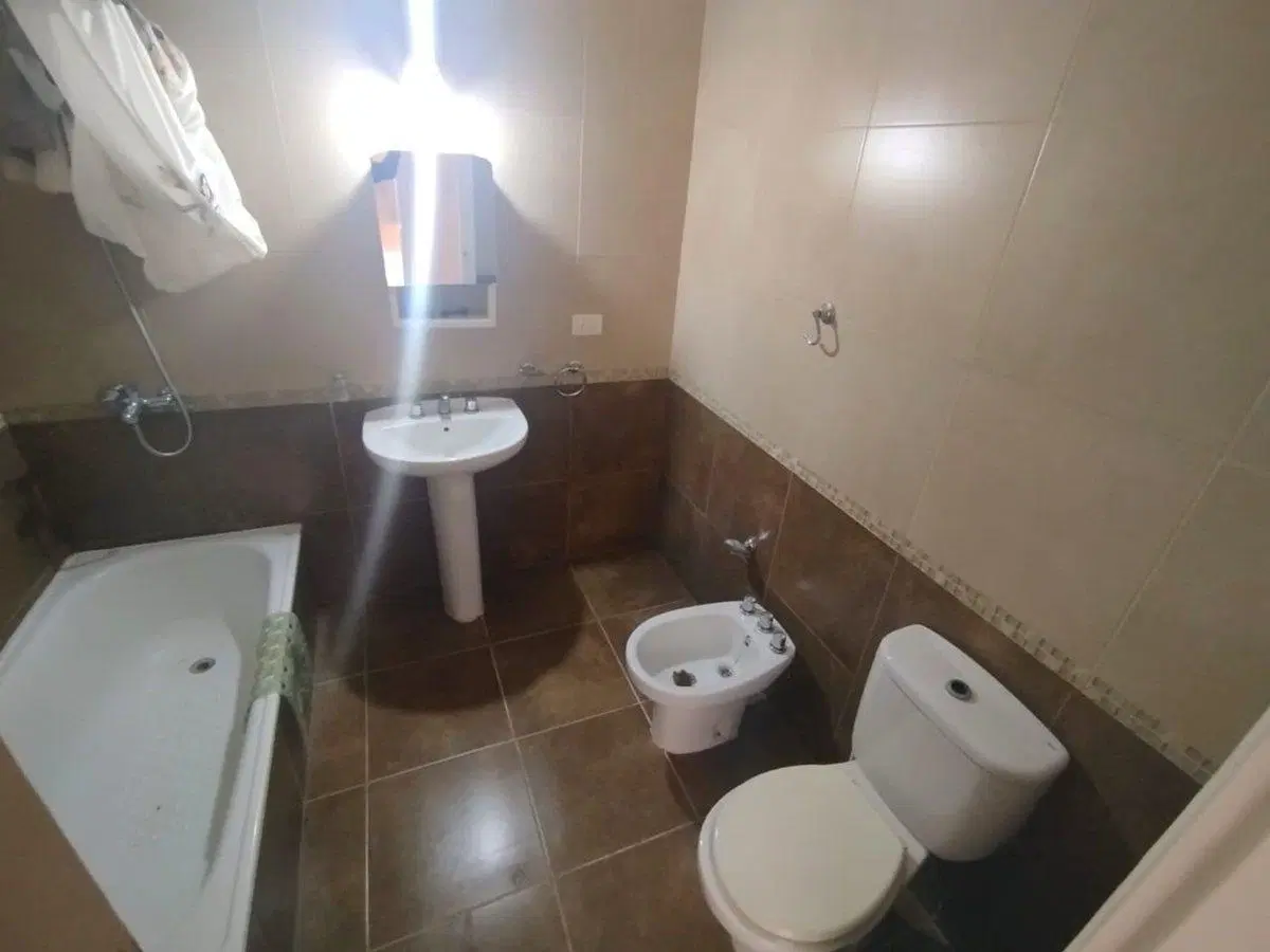 Venta Casa Calle 87 y 32-Gran ubicación-Necochea 8