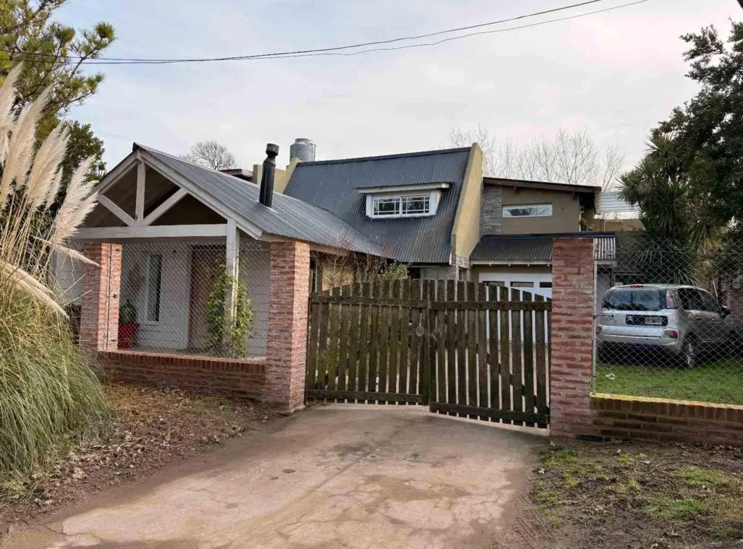 VIVIENDA MULTIFAMILIAR- HOSTEL EN ALFAR 2