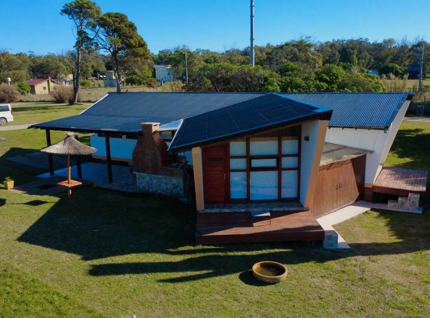Chalet 3 ambientes frente a cancha de golf 2