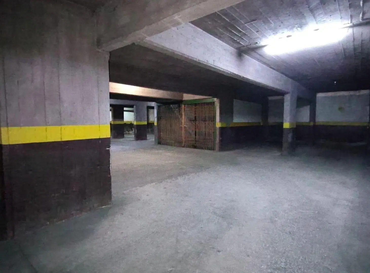 VENTA Cochera cubierta en pleno centro 3