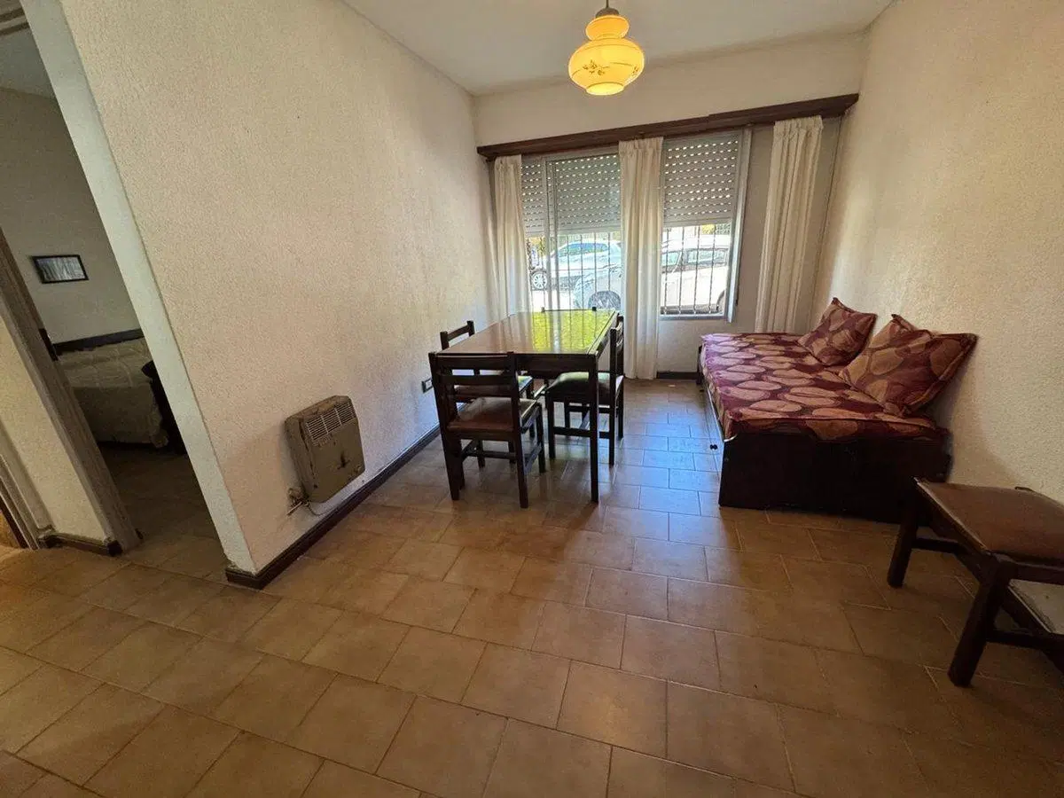 VENTA DEPARTAMENTO 2 AMBIENTES FRENTE LUMINOSO 5