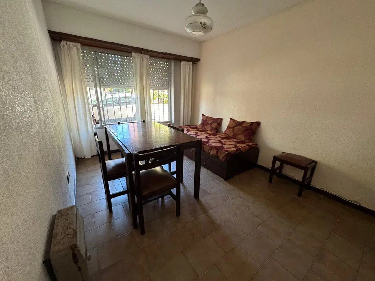VENTA DEPARTAMENTO 2 AMBIENTES FRENTE LUMINOSO 8