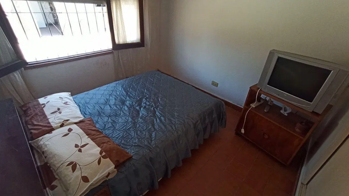 CASA 3 AMBIENTES CON GARAJE, JARDÍN Y PATIO 3