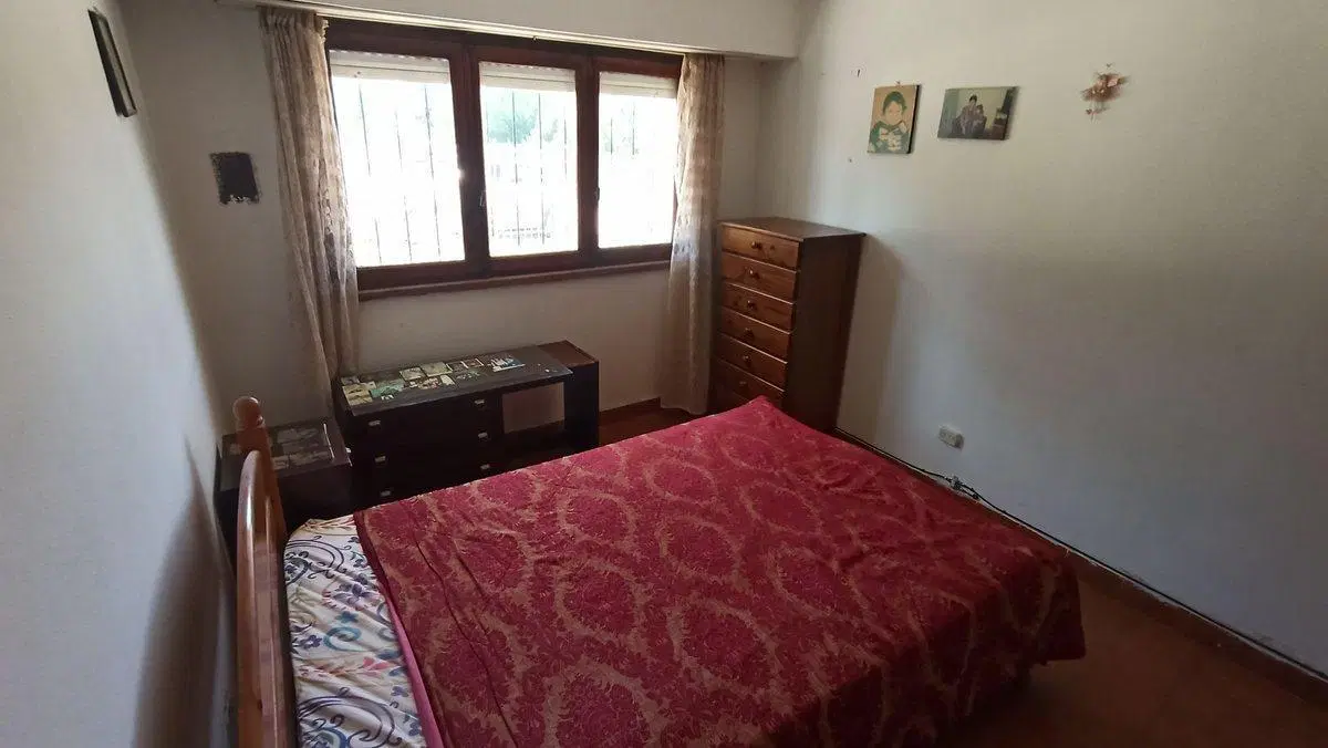 CASA 3 AMBIENTES CON GARAJE, JARDÍN Y PATIO 5
