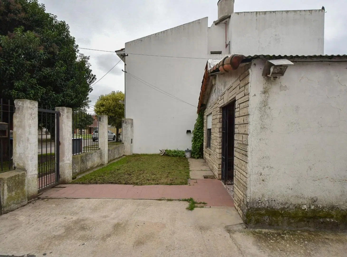VENTA CASA 3 AMBIENTES  LINDO ENTORNO 8