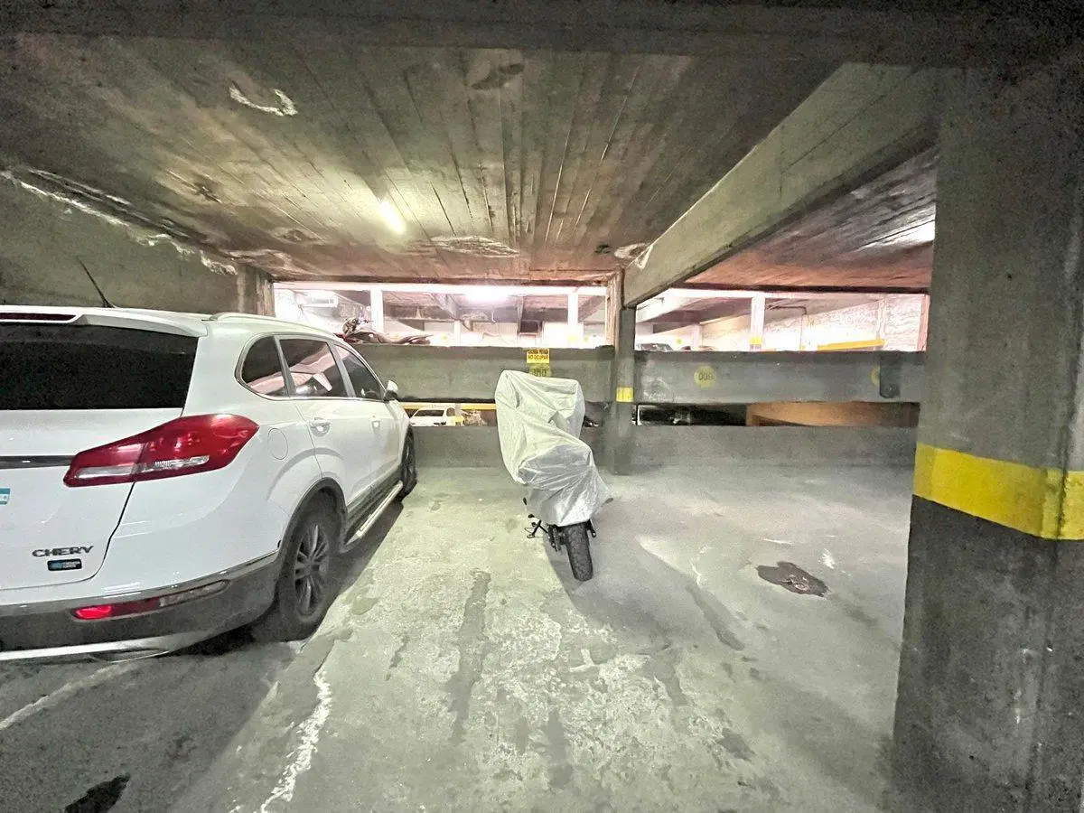 COCHERA EN VENTA EN ZONA CENTRO EDIFICIO LEBLON 4