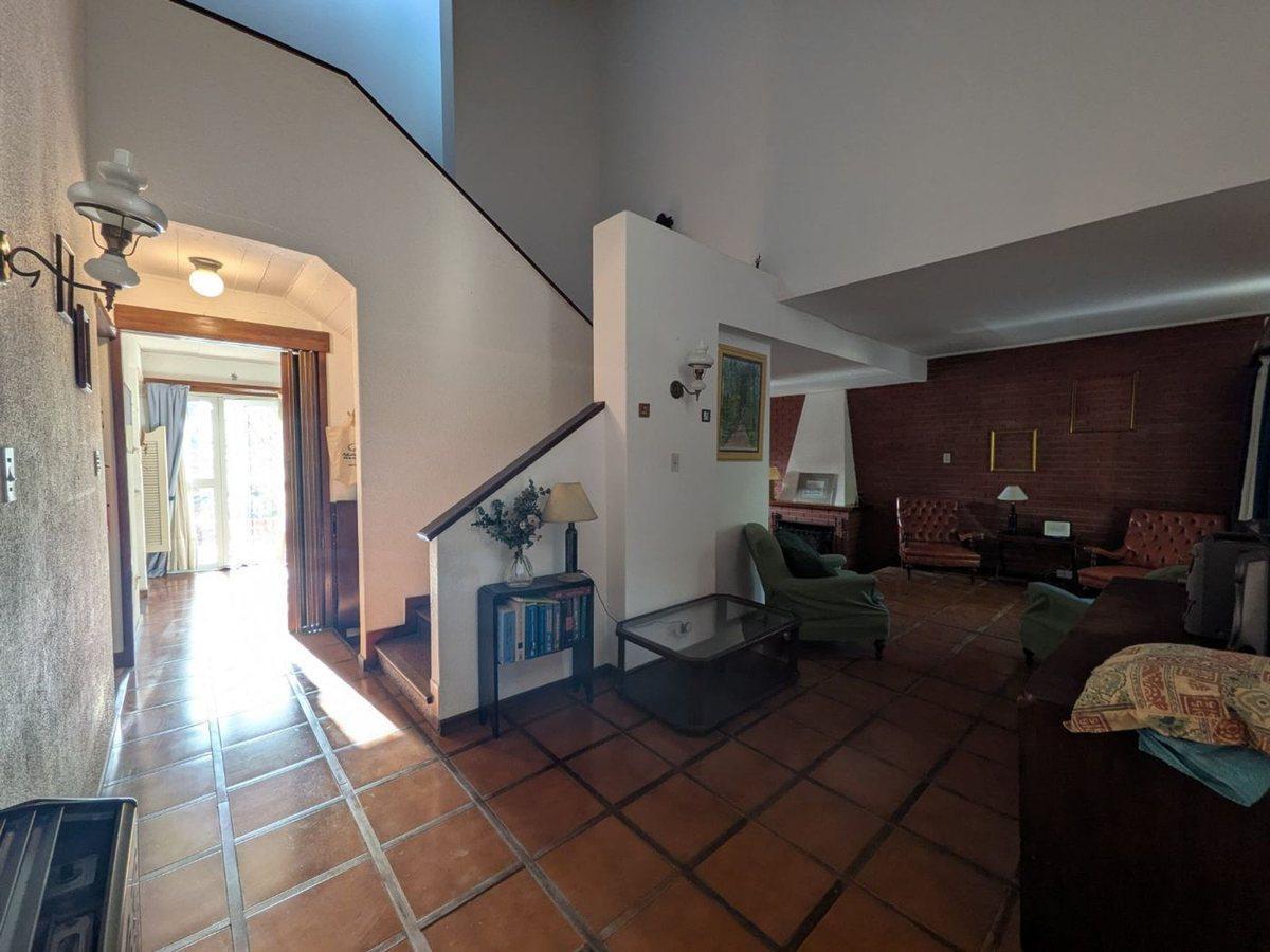 Foto de Exclusiva Casa en Zona I Miramar, Excelente Estado, imagen 3