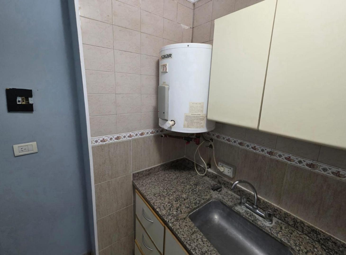 Foto de Departamento 2 ambientes enfrente del ALDREY, imagen 2