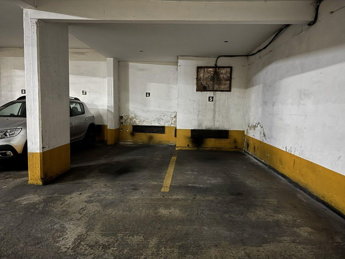 Foto de VENTA Cochera PB Centro Edificio Bocinas, imagen 4