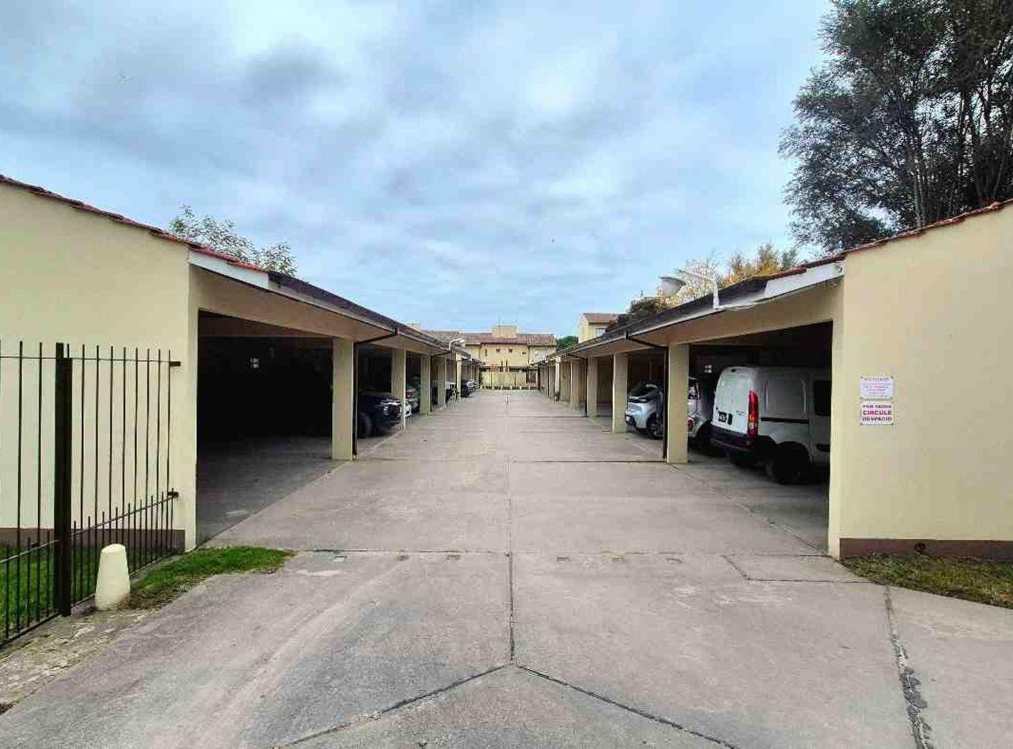 Foto de VENTA COCHERA EN COMPLEJO COGA II, imagen 4