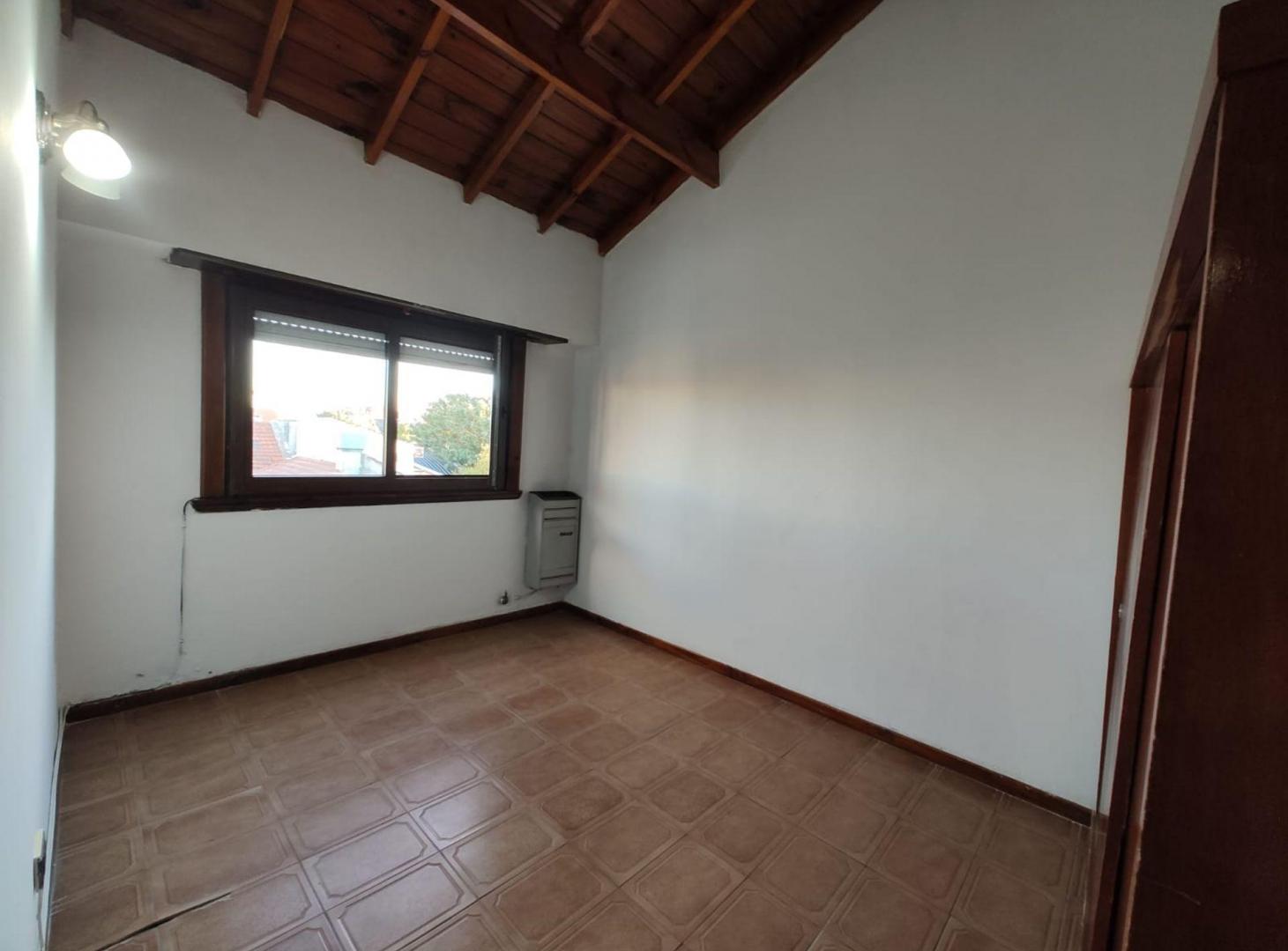 Foto de VENTA dpto 2 amb sin expensas,Parque Luro, imagen 2