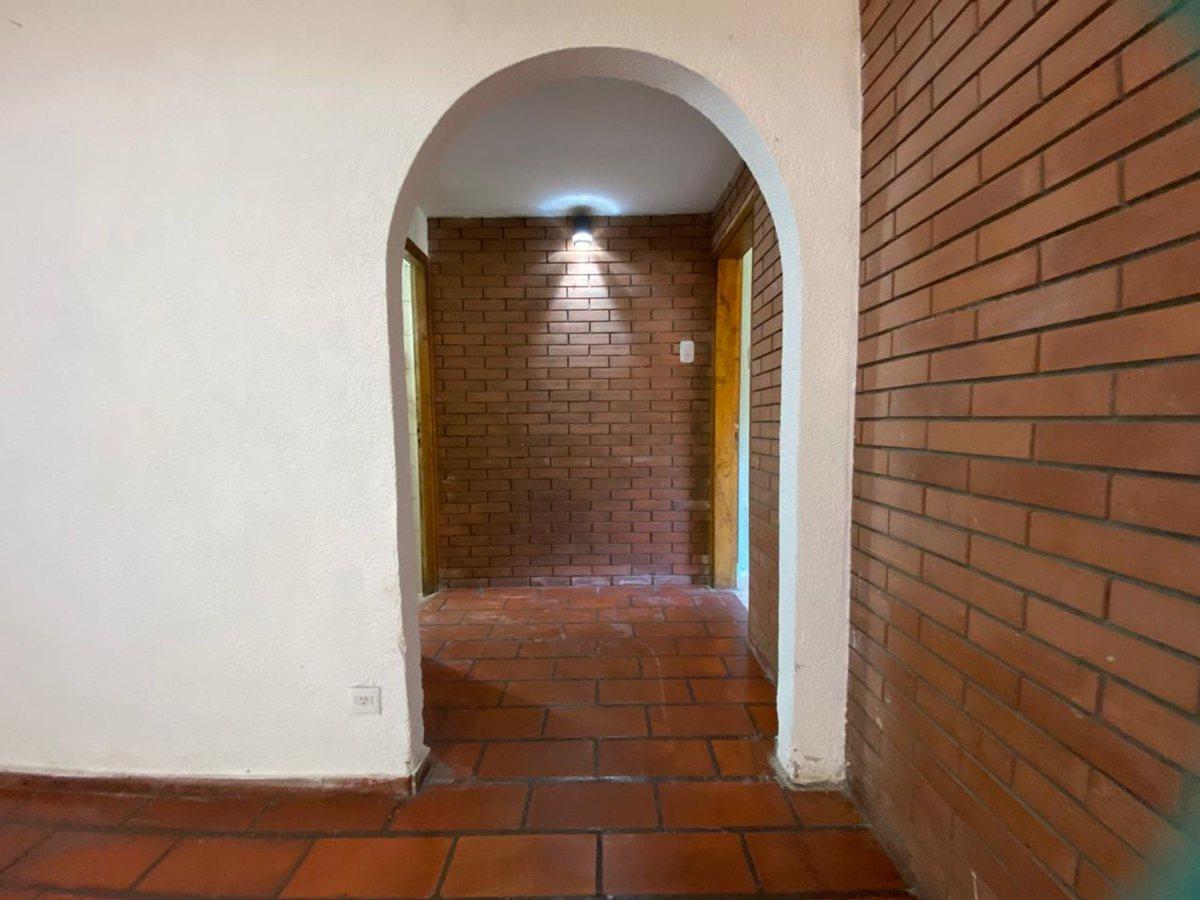 Foto de Casa A Reciclar, con Patio y Parrilla Zona Camet, imagen 5