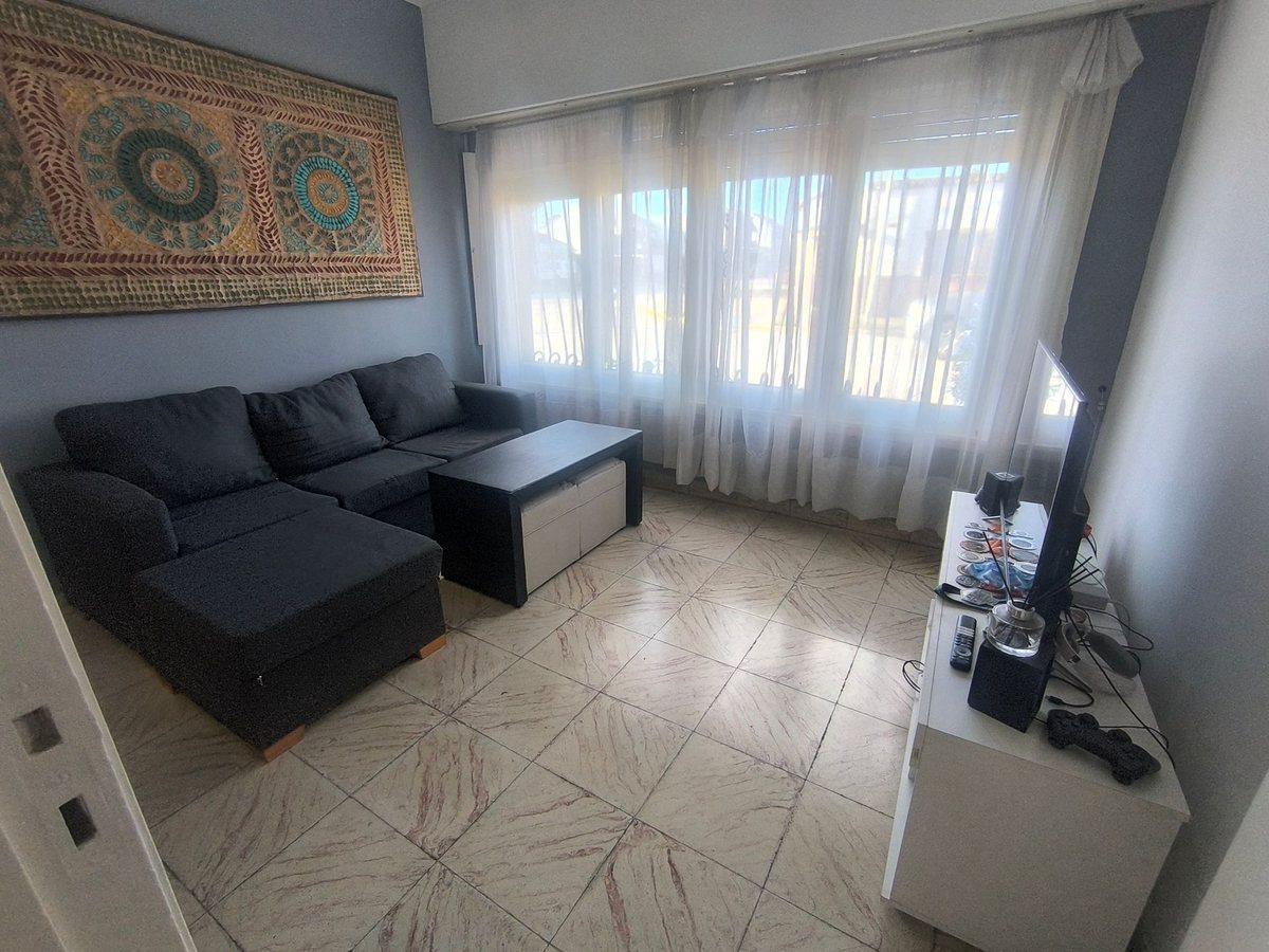 Foto de Casa en Venta 4 ambientes Quincho y Cochera, imagen 2
