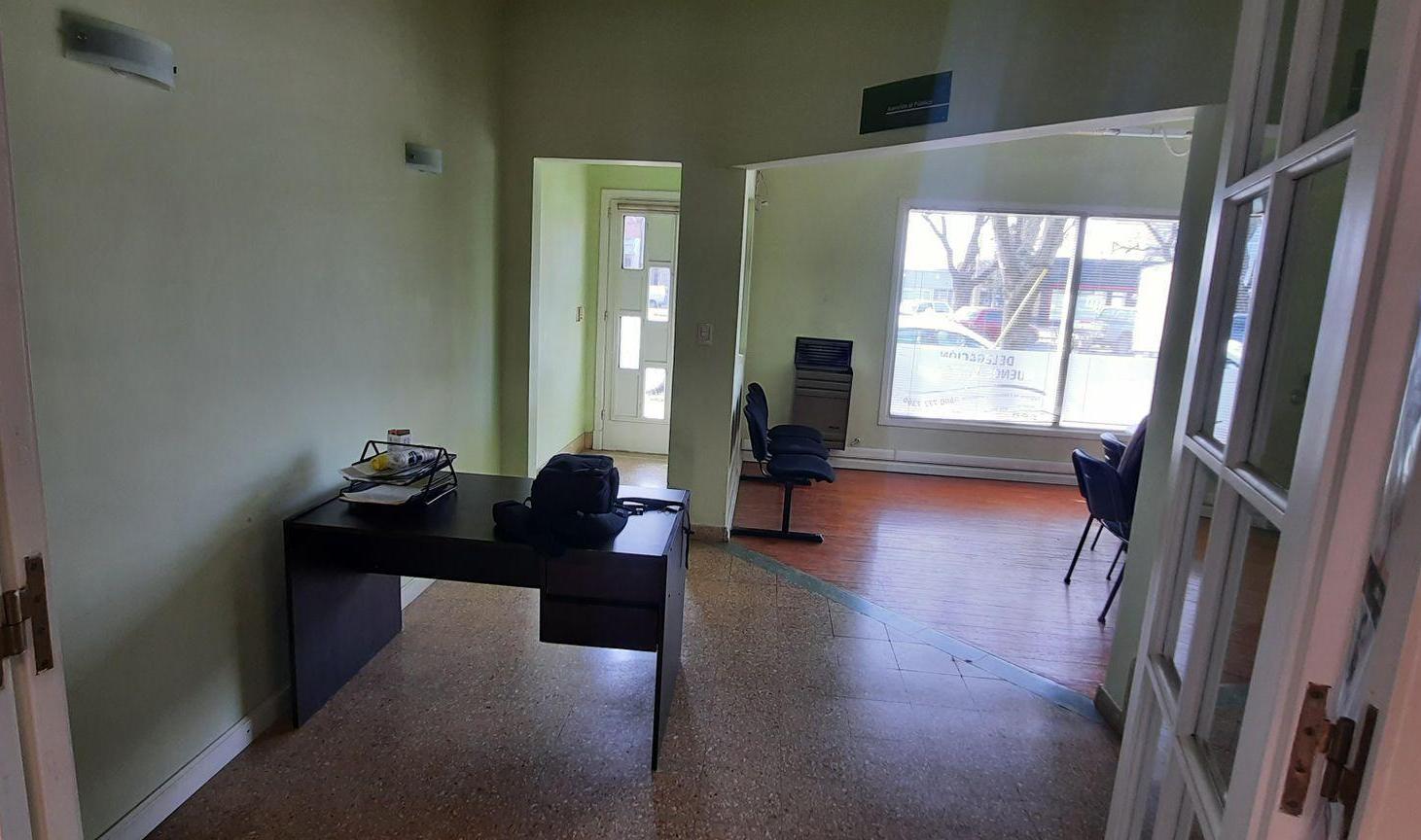 Foto de Venta Casa u Oficina 7 ambientes Av. 59 Necochea, imagen 5