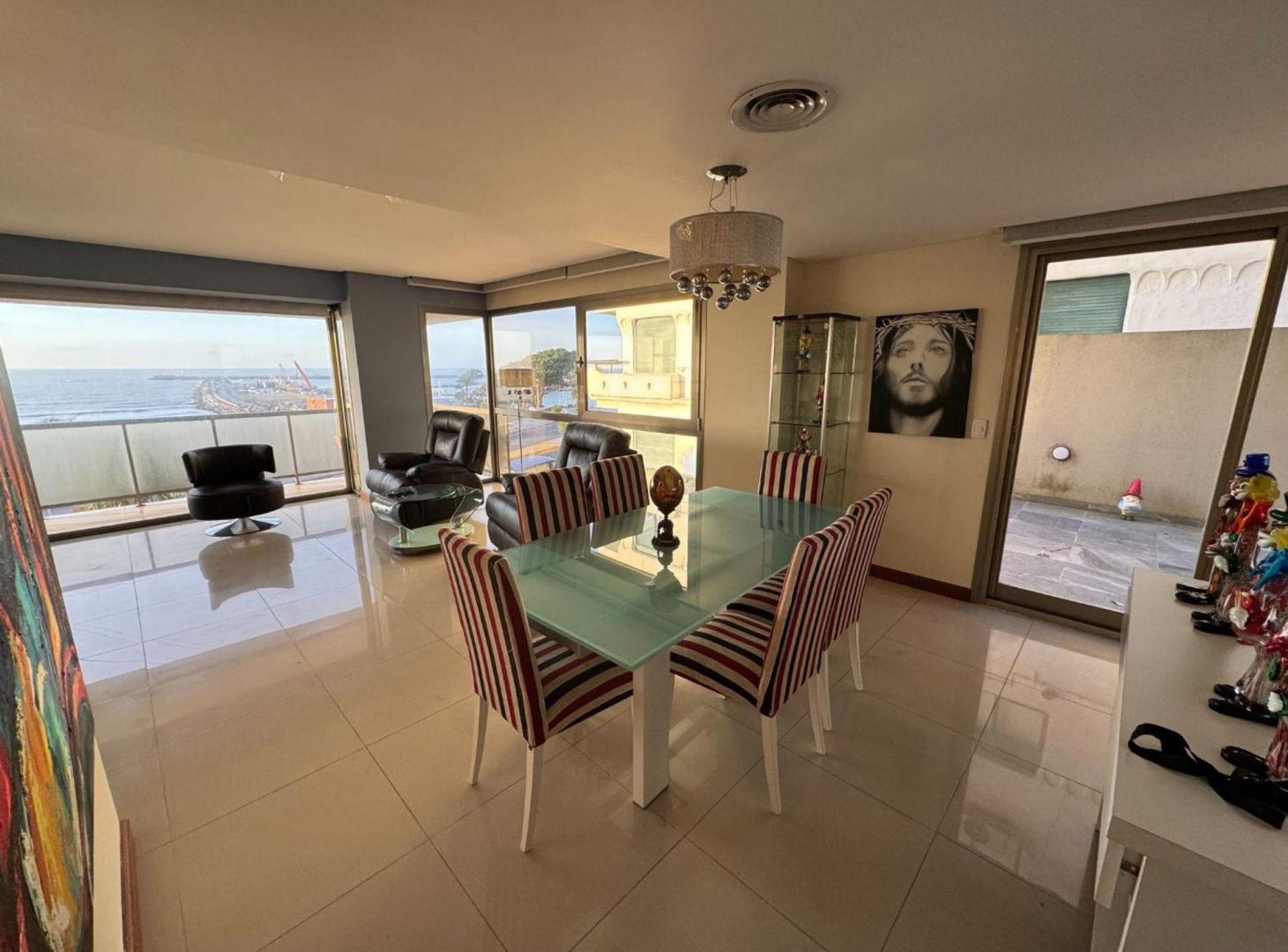 Foto de VENTA 3 amb c/ cochera y vista al mar Playa Grande, imagen 1