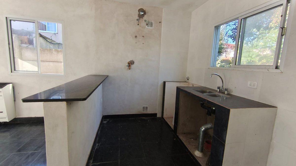 Foto de VENTA 2 PROPIEDADES A RECICLAR, LOS PINARES, imagen 1
