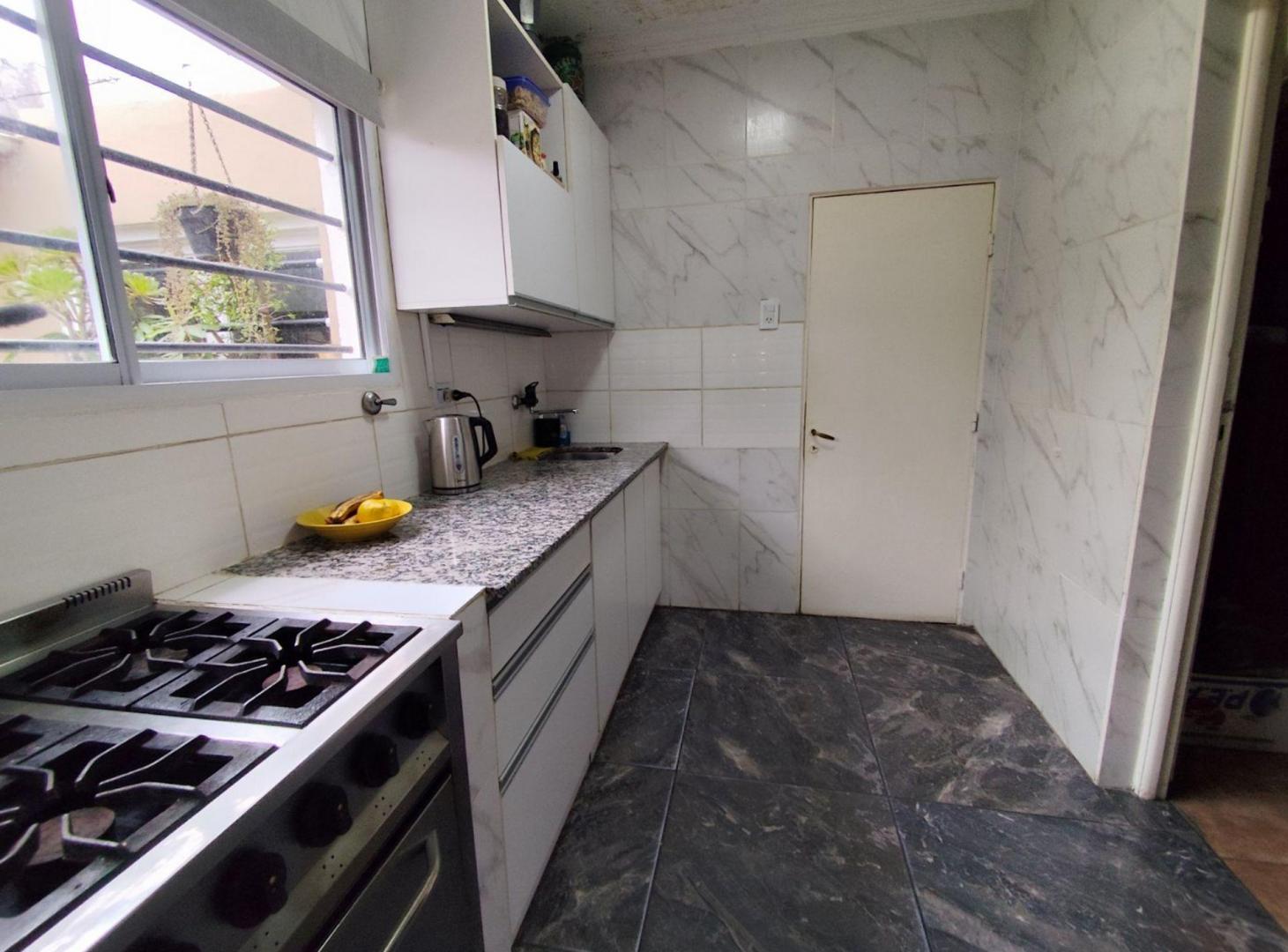 Foto de Venta Casa 3 Amb con Garage Doble y Patio Interno, imagen 4