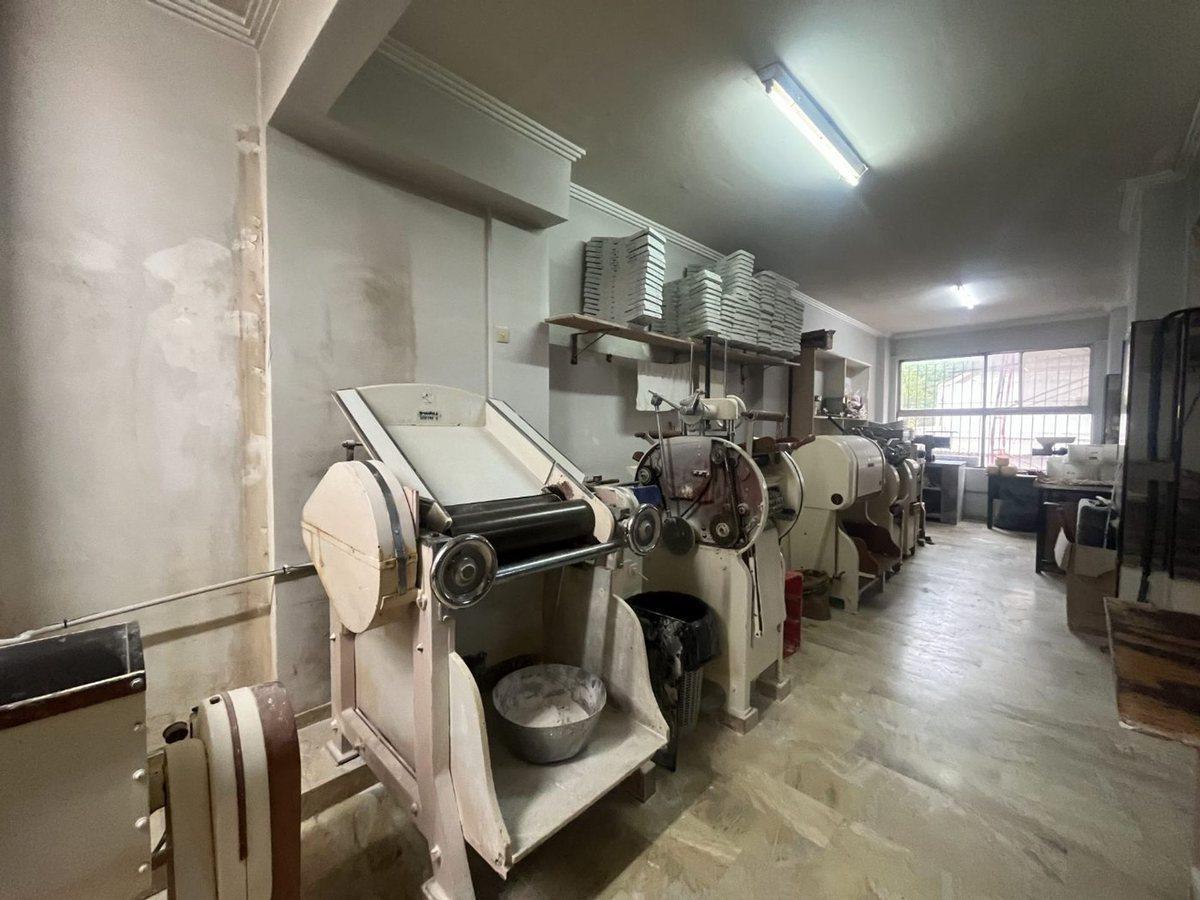 Foto de VENTA LOCAL Y FONDO DE COMERCIO FABRICA DE PASTAS, imagen 4