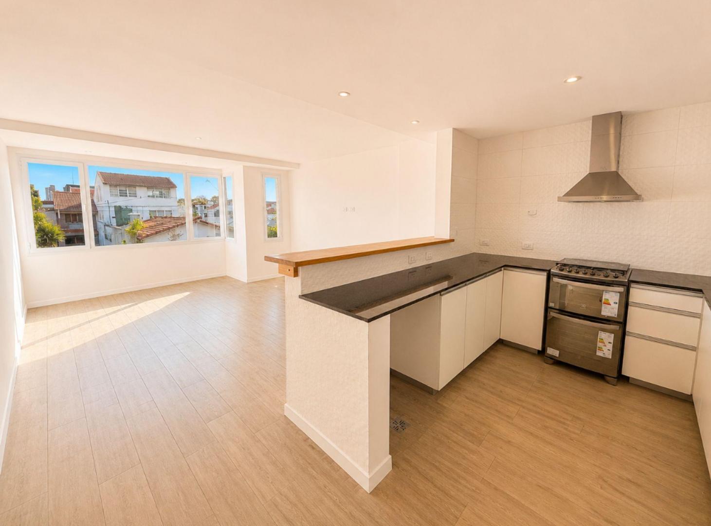 Foto de Venta semipiso de 2 ambientes al frente a estrenar, imagen 2