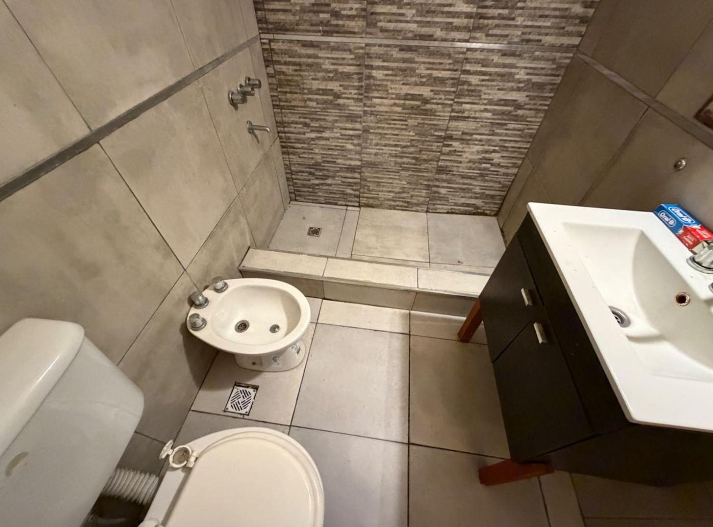 Foto de VENTA COMPLEJO DE DEPTOS CON PILETA B SAN CARLOS, imagen 4