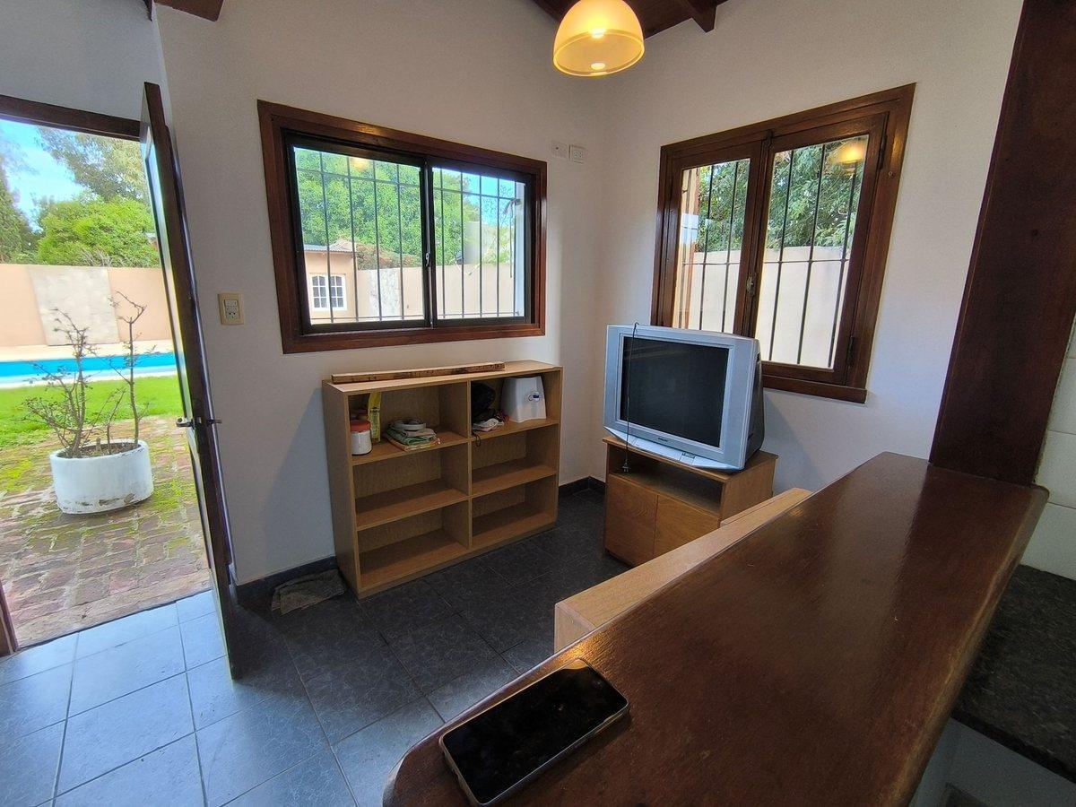 Foto de Venta Casa 3 ambientes c/pileta barrio Parque, imagen 5