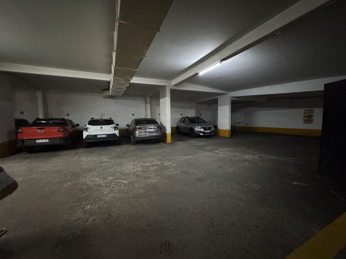 Foto de VENTA Cochera PB Centro Edificio Bocinas, imagen 5