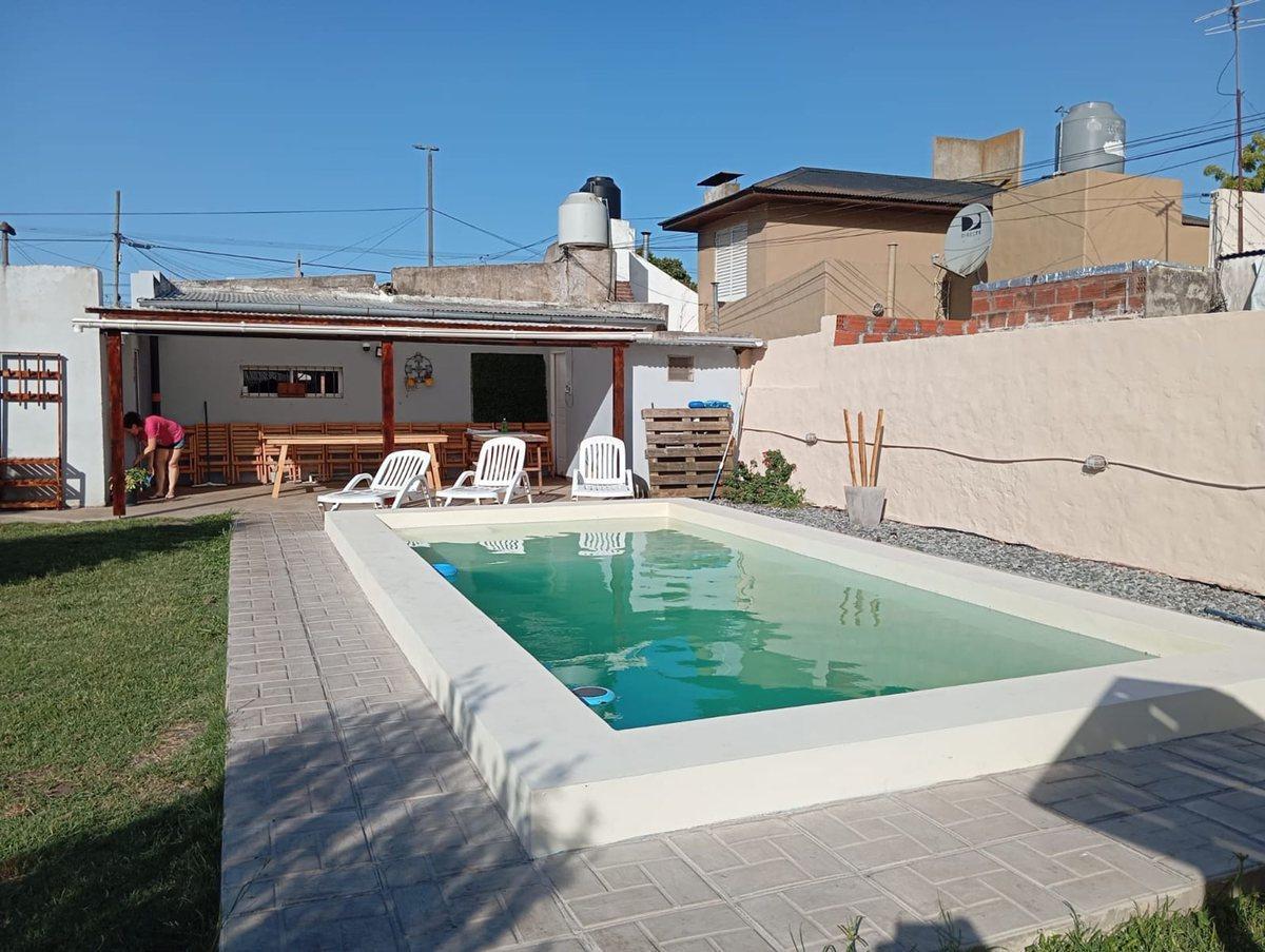 Foto de CASA EN VENTA 4 AMBIENTES CON GARAGE EN BALCARCE, imagen 1