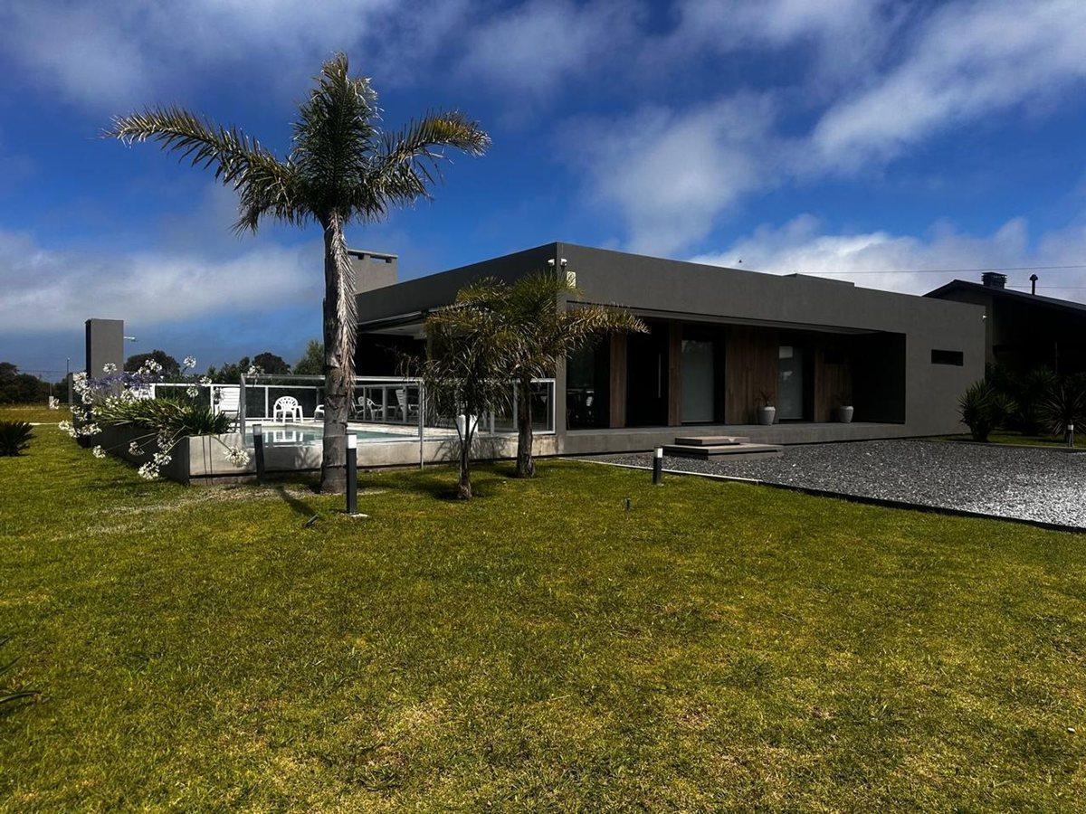 Foto de Casa 4 Amb, Las lomas, Miramar, con Pileta!, imagen 2