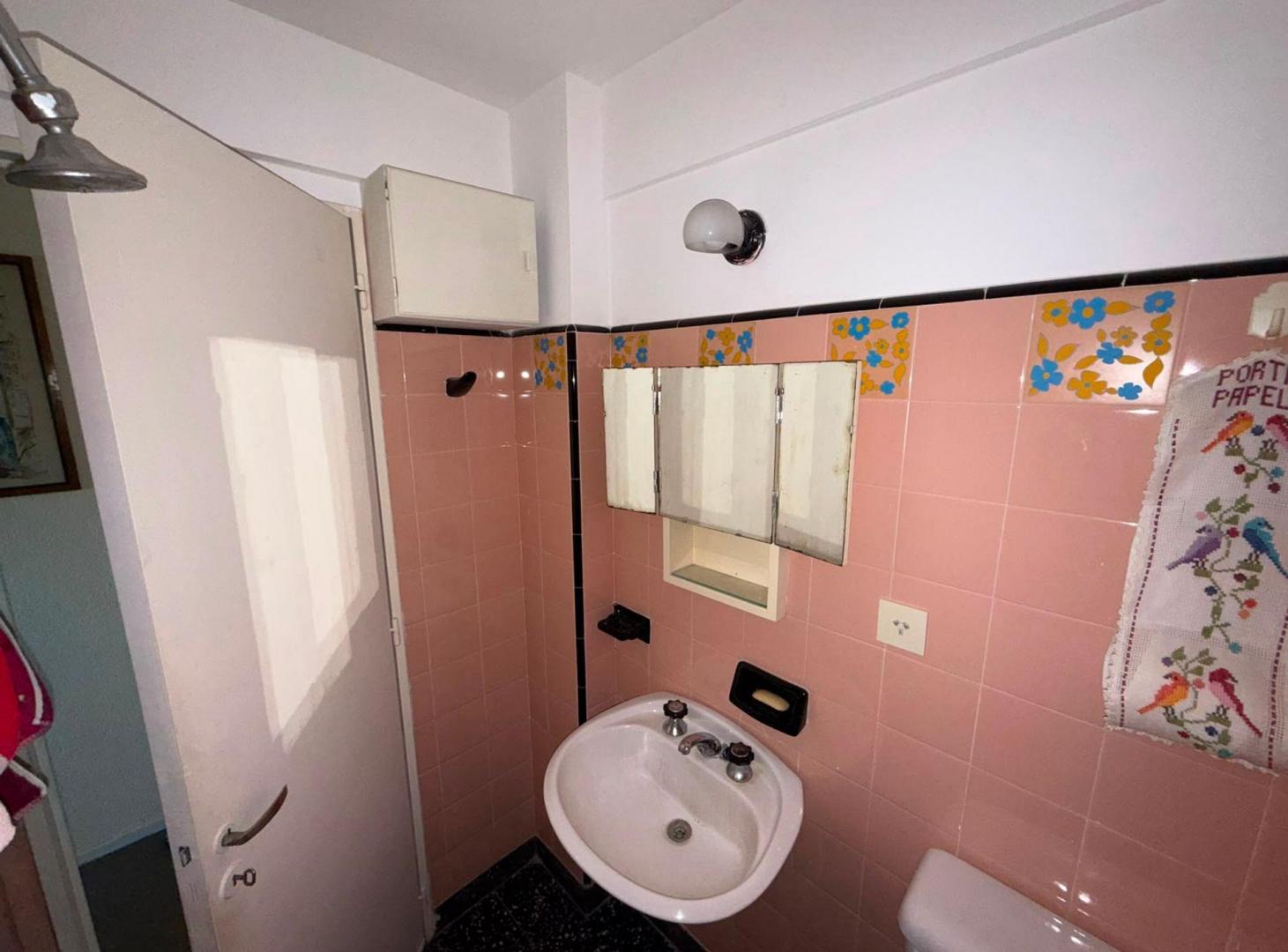 Foto de Departamento 4 ambientes con cochera APTO CREDITO, imagen 5