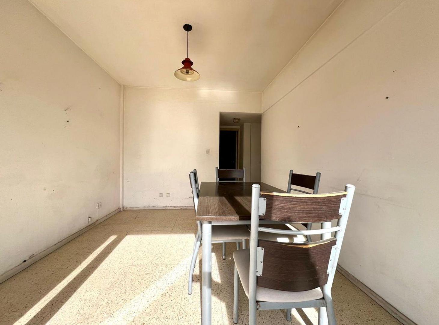 Foto de Venta depto 2 ambientes con balcón Plaza Colón, imagen 4
