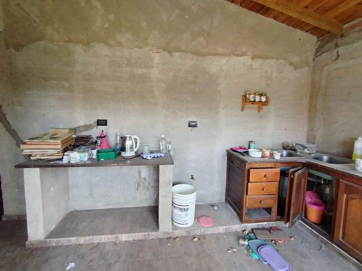 Foto de Venta casa 3 ambientes a reciclar Ba Sta Celina, imagen 3