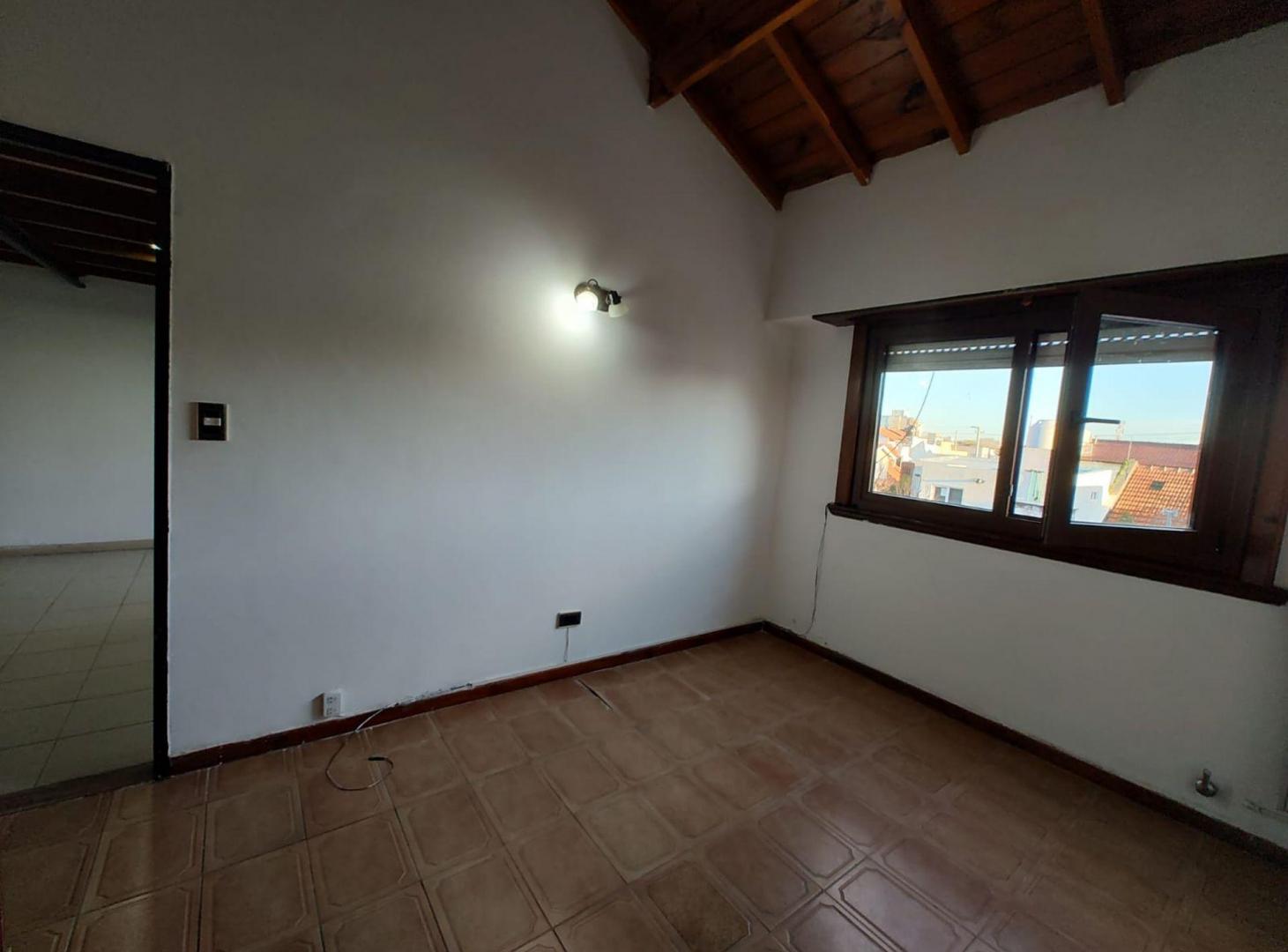 Foto de VENTA dpto 2 amb sin expensas,Parque Luro, imagen 2
