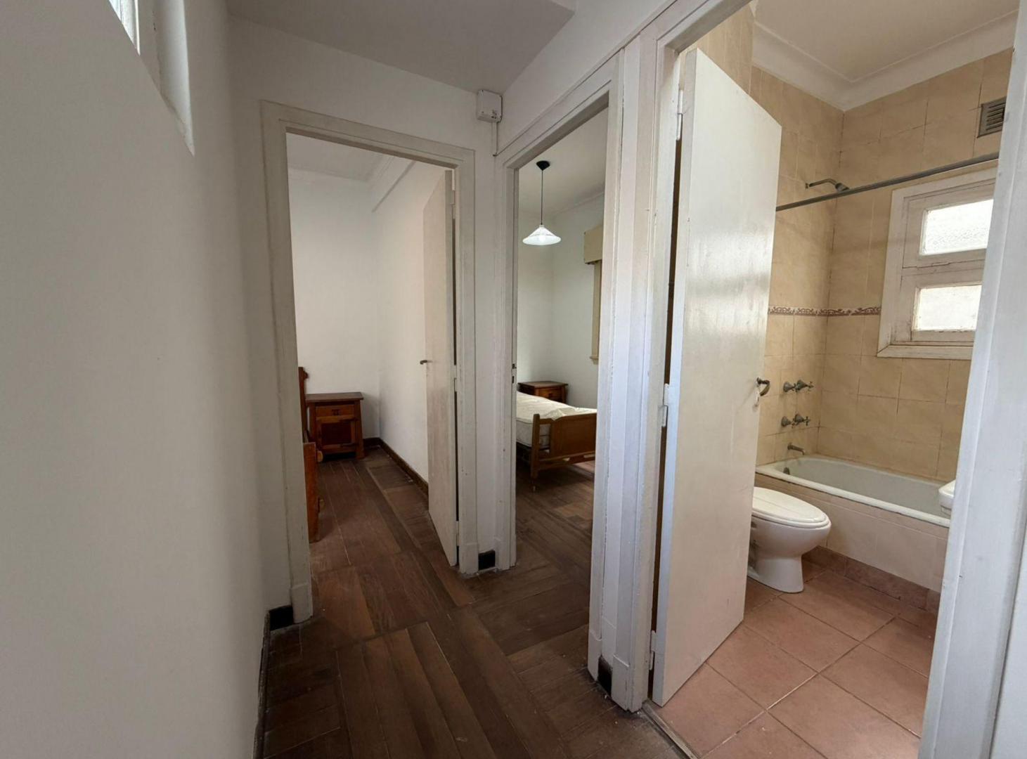 Foto de VENTA DEPARTAMENTO 3AMB ZONA 2 MIRAMAR, imagen 2