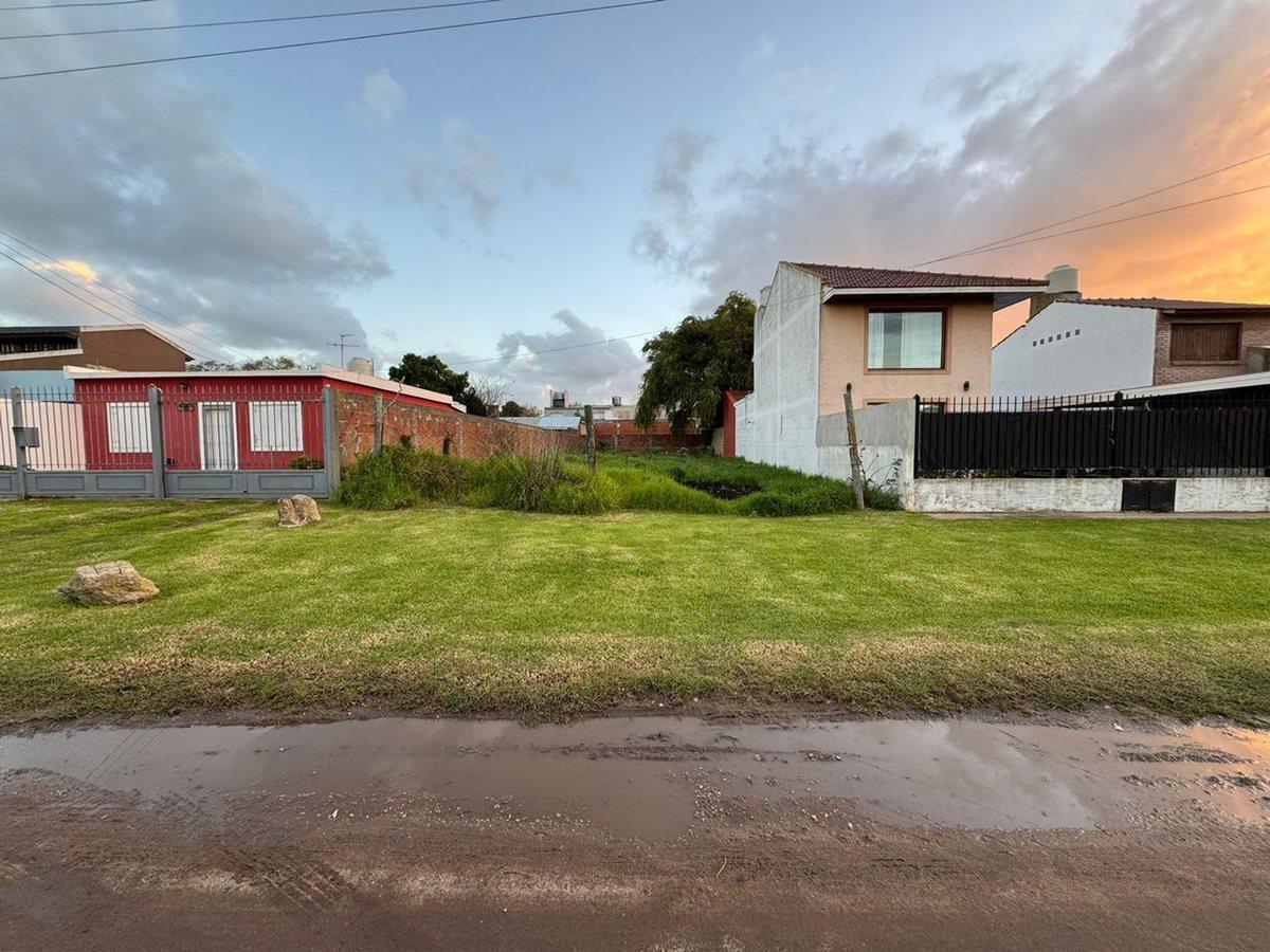 Foto de VENTA Lote Punta Mogotes, imagen 4