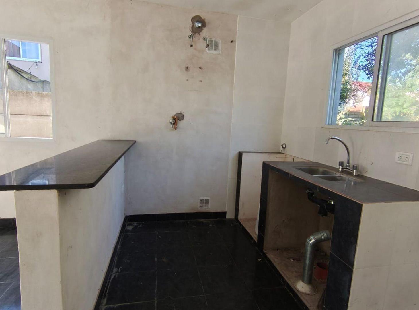 Foto de VENTA DOS CASAS CON PARQUE EN LOS PINARES, imagen 3
