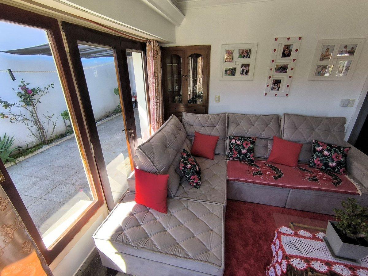 Foto de Venta Casa 5 ambientes Zona Parque Necochea, imagen 5