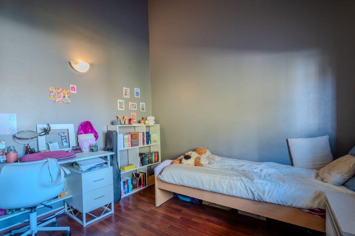 Foto de DUPLEX 5 AMBIENTES CON PILETA CLIMATIZADA Y PATIO, imagen 3