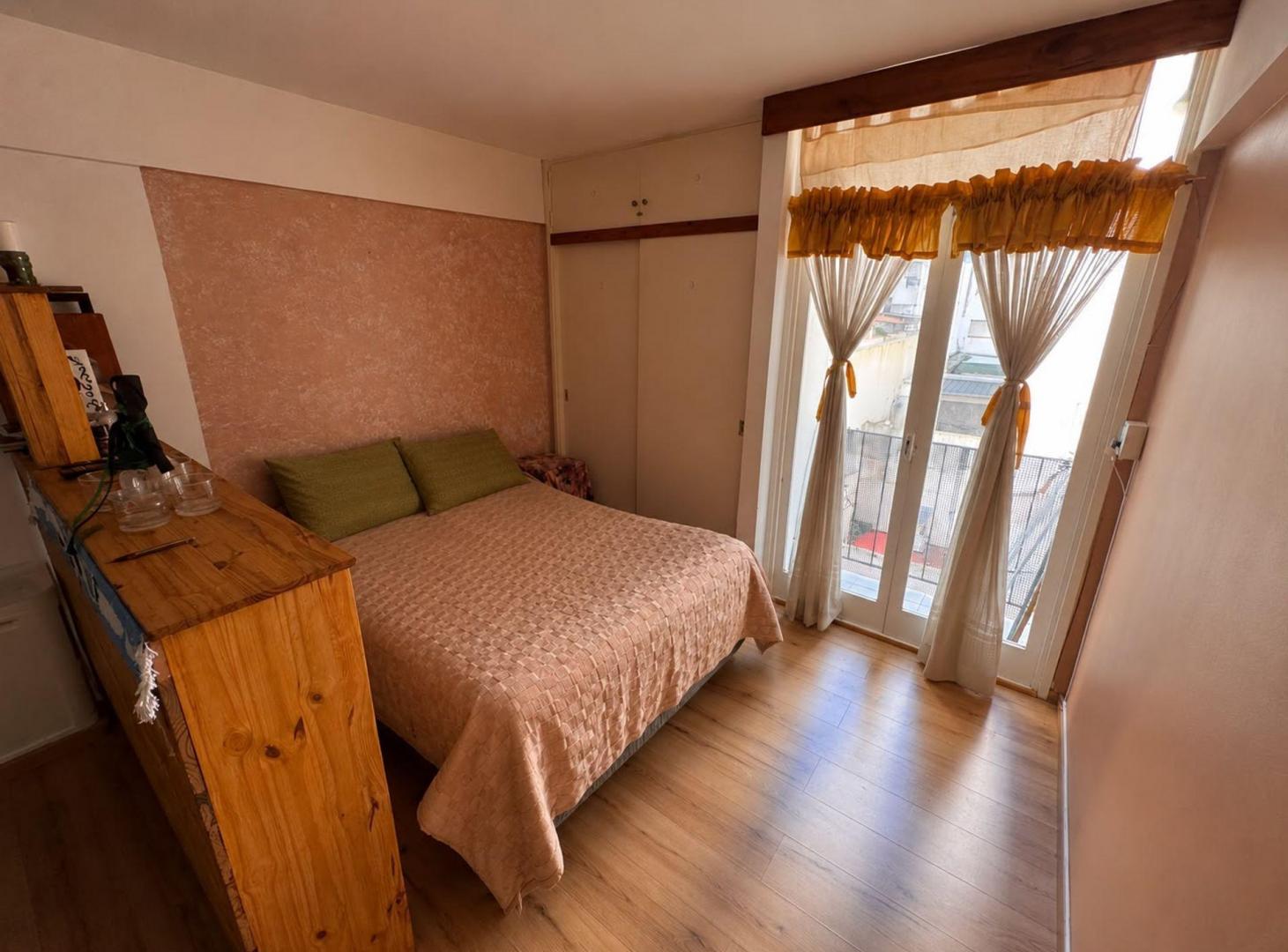 Foto de Vende Monoambiente amoblado zona Güemes, imagen 4