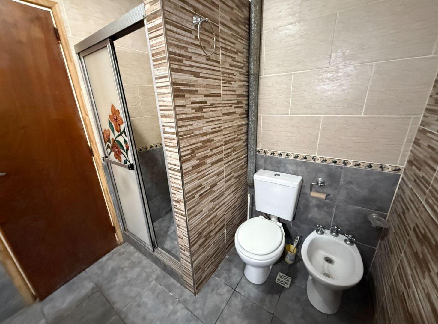 Foto de Casa 3 ambientes con cochera - Oportunidad, imagen 4