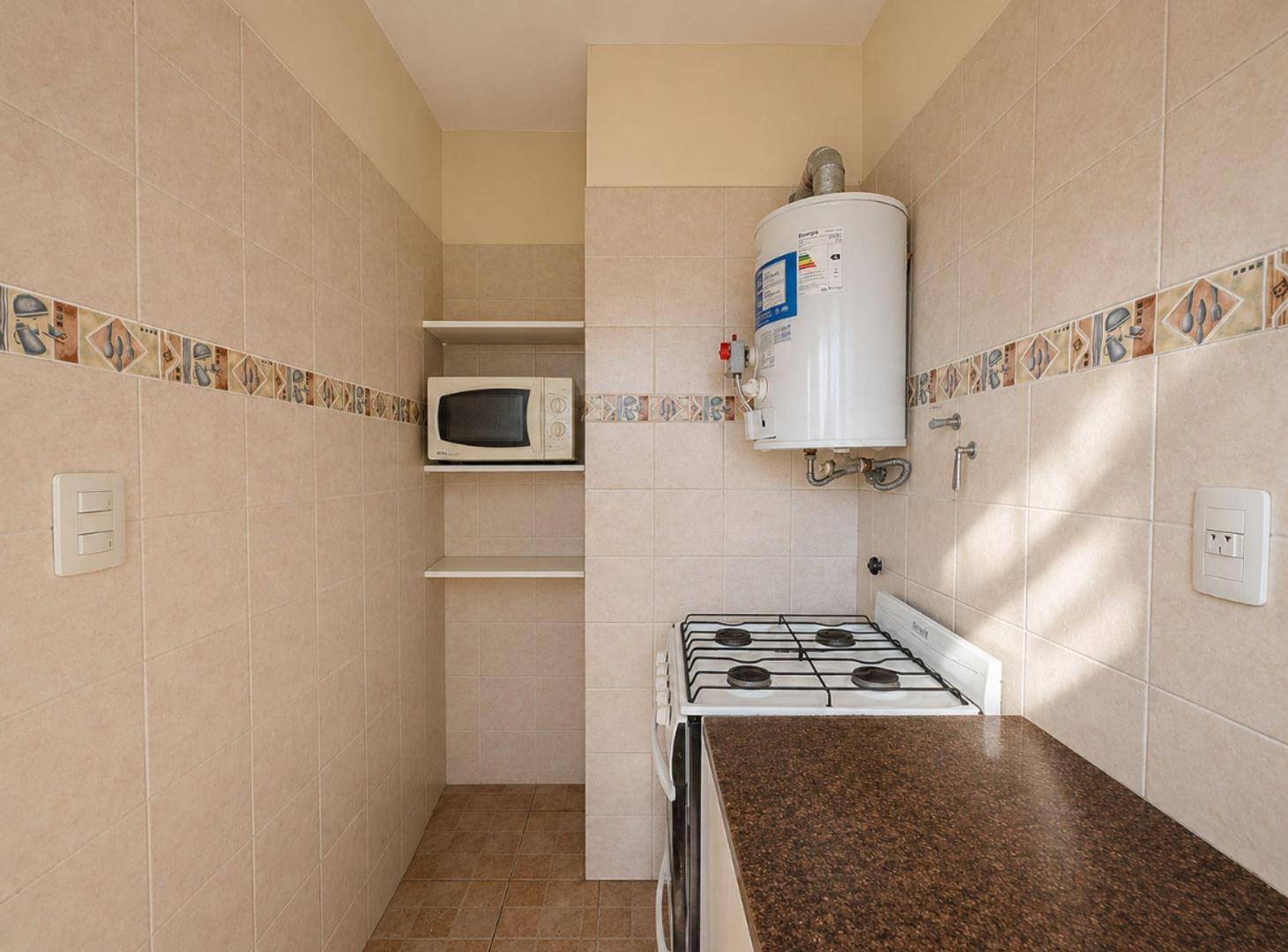 Foto de VENTA DEPTO 2 AMBIENTES + DEPENDENCIA | LA PERLA, imagen 3