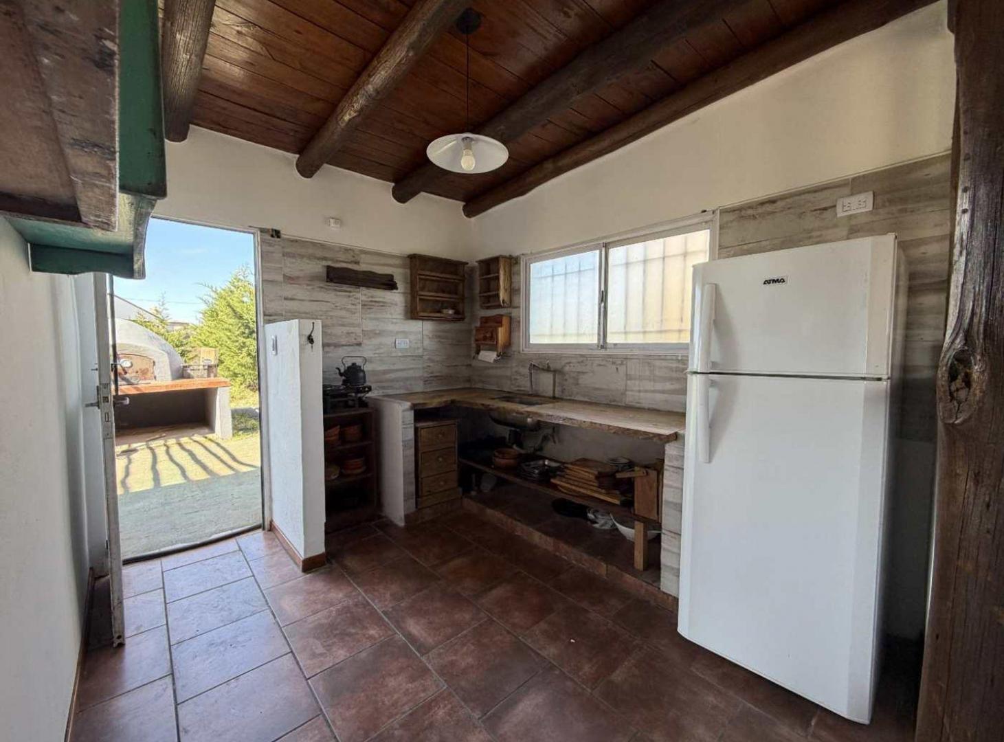 Foto de VENTA CASA ESTILO CAMPO A SOLO 200 MTRS DEL MAR, imagen 5