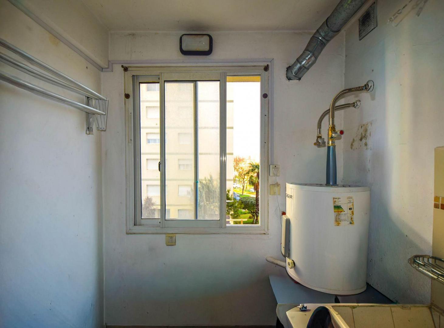 Foto de venta departamento 4 ambientes con cochera, imagen 3