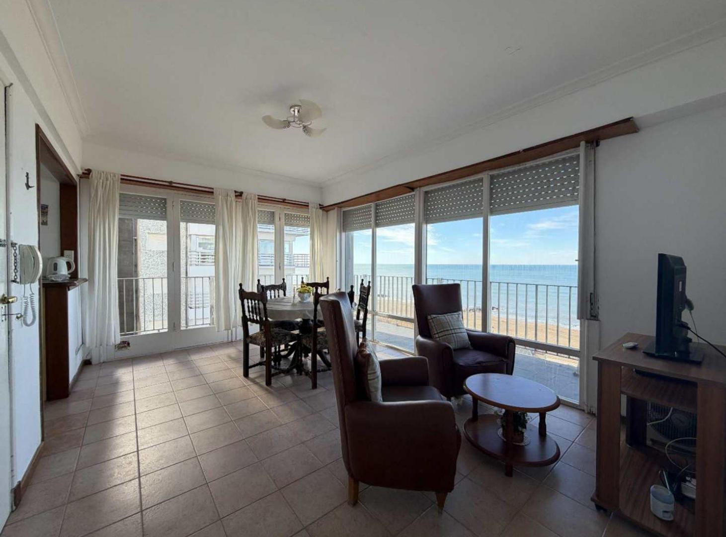 Foto de VENTA DEPARTAMENTO 3 AMBIENTES CON VISTA AL MAR, imagen 1