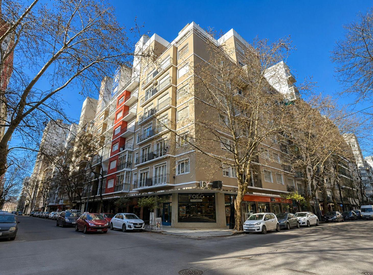 Foto de DPTO 2 AMB EN VENTA EN CENTRO AL FRENTE CON BALCON, imagen 2