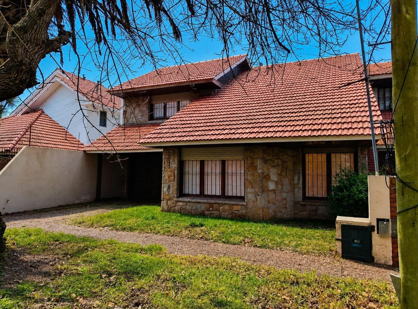 Foto de Venta casa 5 ambientes Constitucion APTO CREDITO, imagen 1