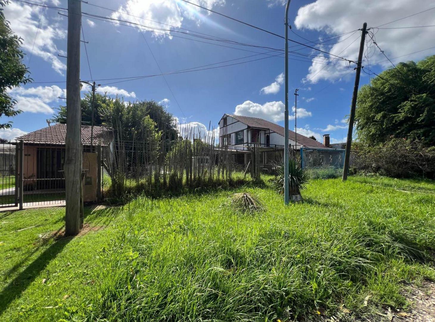 Foto de VENTA LOTE BARRIO LOS PINARES 433 MT2, imagen 3