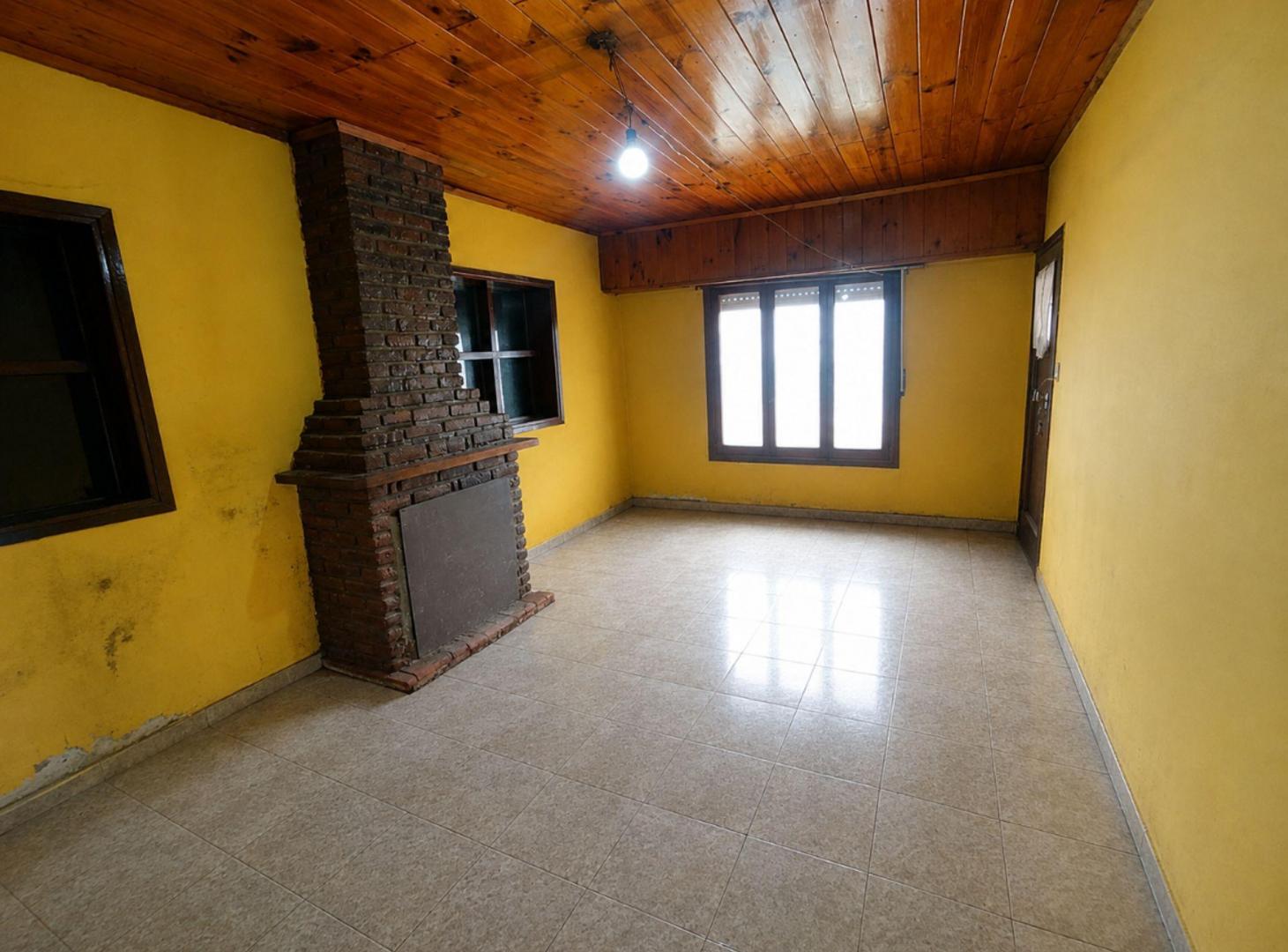 Foto de Venta Casa 4 ambientes Quequén, imagen 2