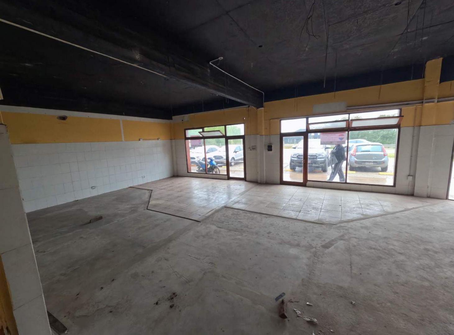 Foto de Alquiler local comercial Sobre varetto SDP (UNICO), imagen 5