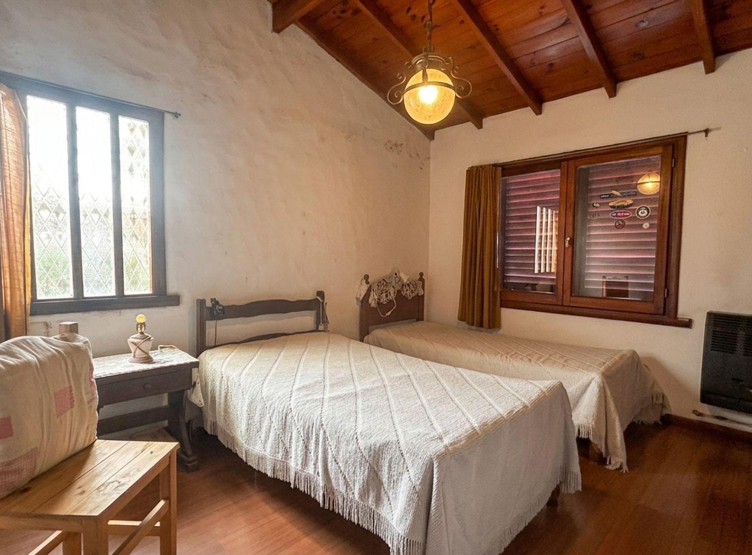 Foto de VENTA Casa de 3 ambientes en Parque Luro, imagen 5