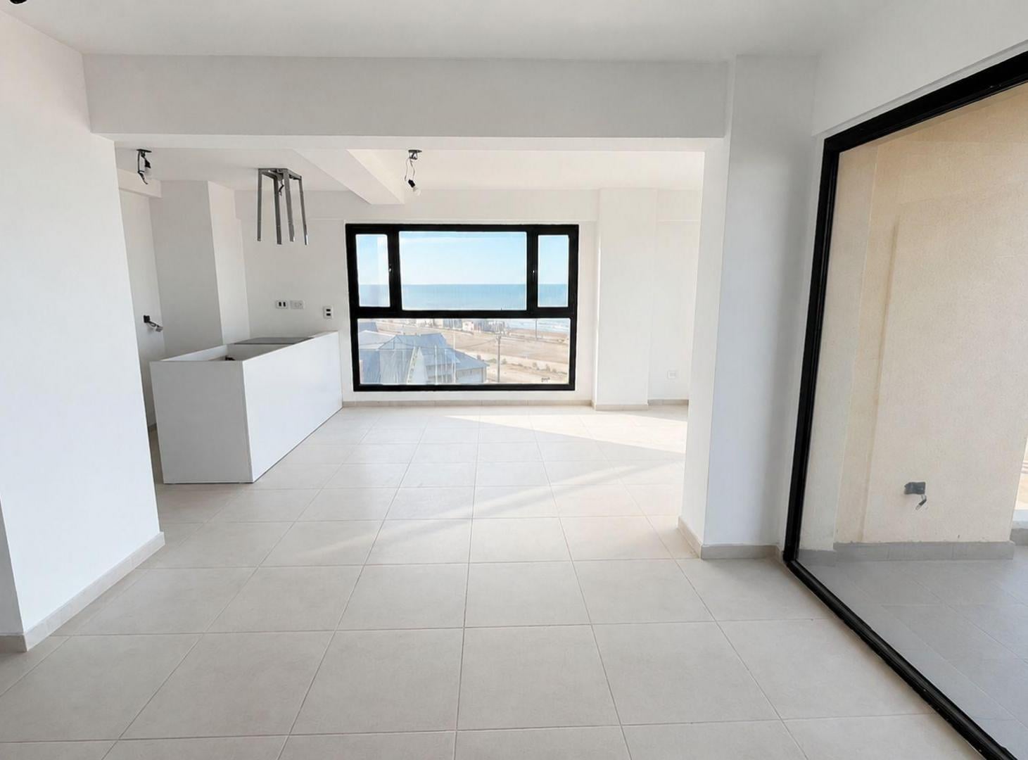 Foto de VENTA DEPARTAMENTO 3B FRENTE AL MAR EN CLAROMECÓ, imagen 4